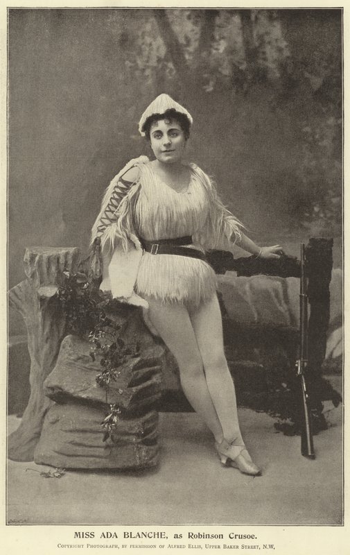 Neiti Ada Blanche Robinson Crusoena tekijältä English Photographer