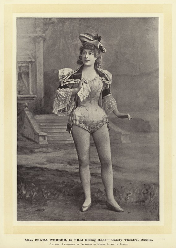 Neiti Clara Webber, romaanissa Punahilkka, Gaiety-teatteri, Dublin. tekijältä English Photographer