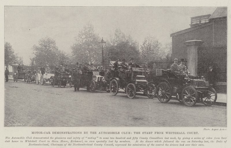 Automobile Clubin moottoriajoneuvojen esittelyt, The Start from Whitehall Court tekijältä English Photographer