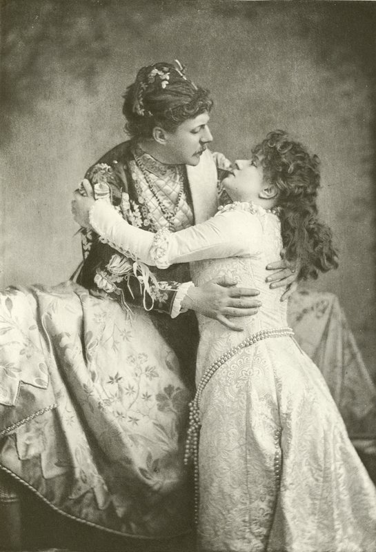 Herra Clyffe ja neiti Lingard hahmona Romeo ja Julia (syväpaino) tekijältä English Photographer