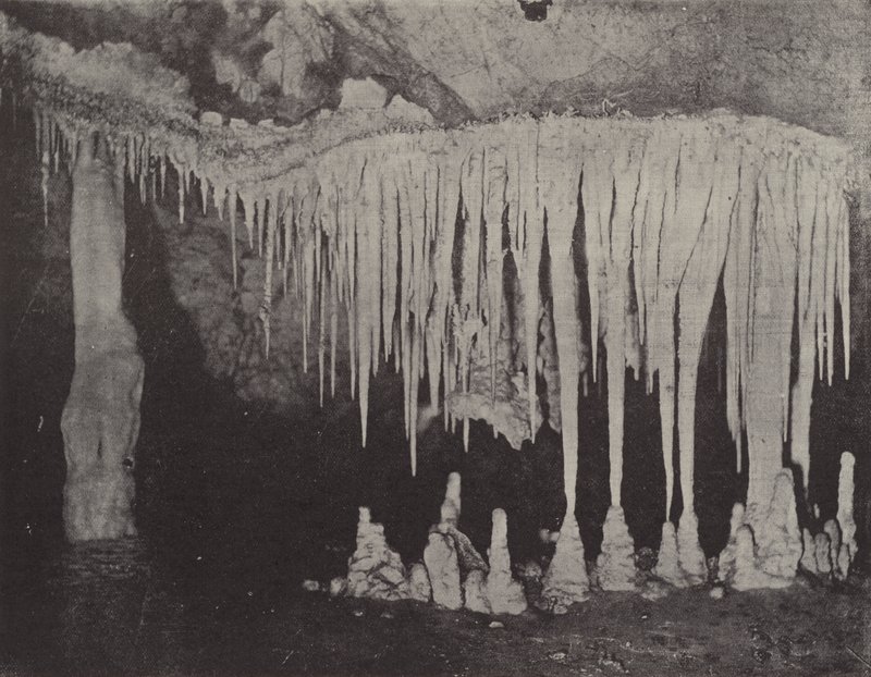 Nellies Grotto, Jenolan Caves tekijältä English Photographer