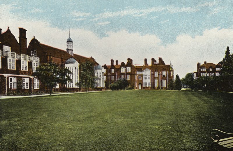 Newnham College, Three Halls tekijältä English Photographer