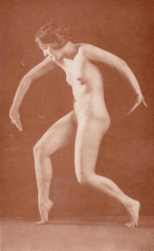Nudistitaide: Exotique (s/w-valokuva) tekijältä English Photographer
