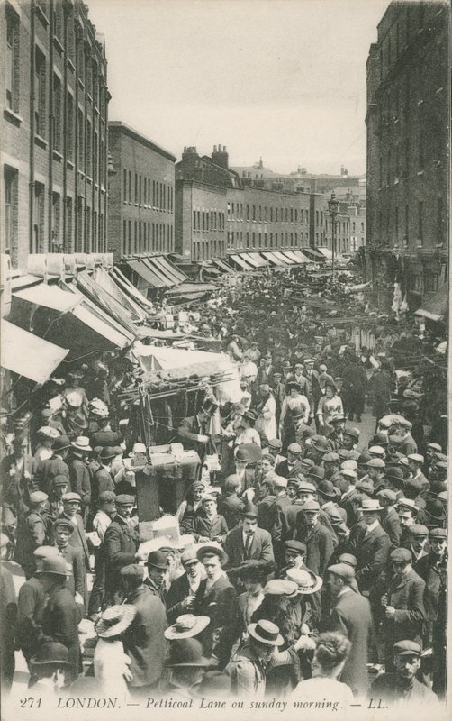 Petticoat Lane sunnuntaiaamuna tekijältä English Photographer