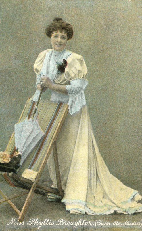 Phyllis Broughton, englantilainen näyttelijä (värillinen kuva) tekijältä English Photographer