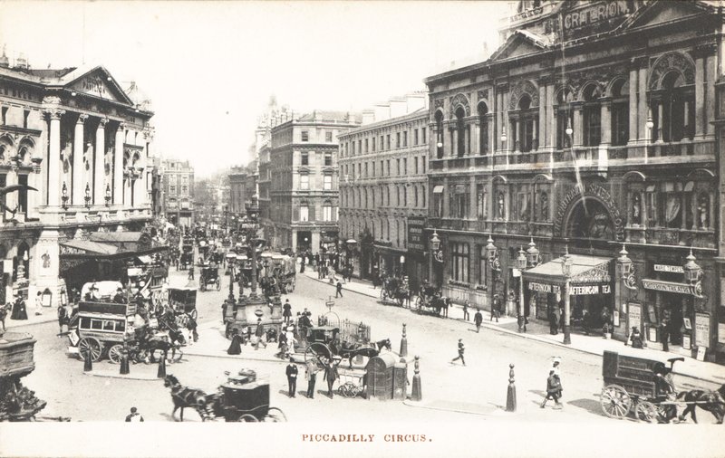 Piccadilly Circus tekijältä English Photographer