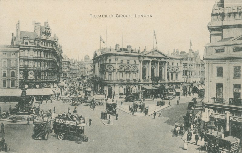 Piccadilly Circus, Lontoo tekijältä English Photographer