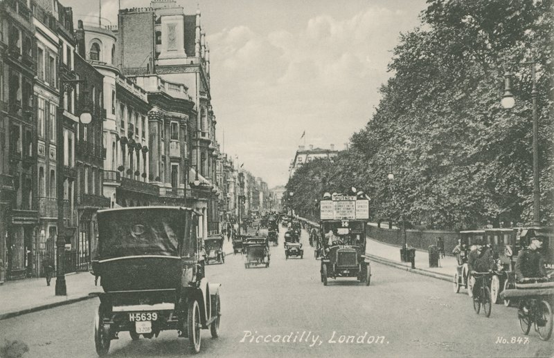 Piccadilly, Lontoo tekijältä English Photographer