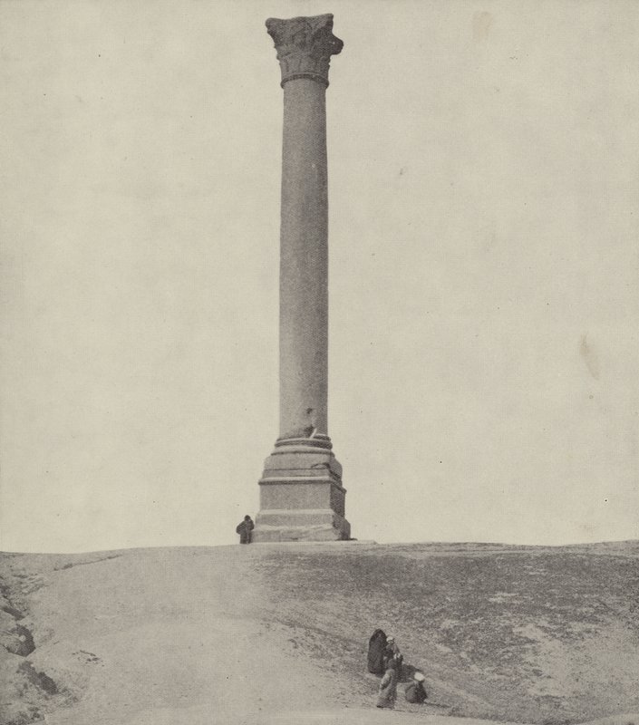 Pompeuksen pilari, nostettu Diocletianuksen kunniaksi tekijältä English Photographer