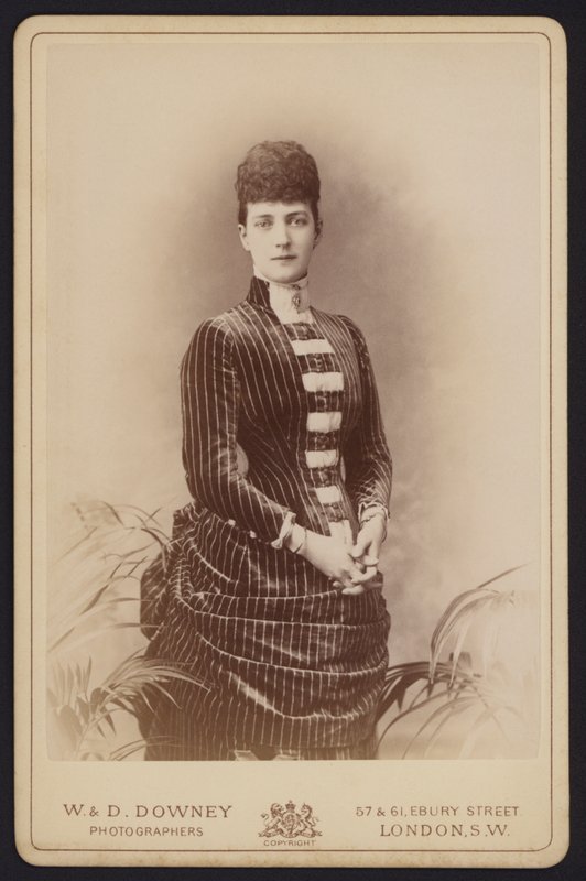 Muotokuva, tanskalainen Alexandra, meni naimisiin prinssi Albert Edwardin, myöhemmin kuningas Edward VII:n kanssa (m/v kuva) tekijältä English Photographer