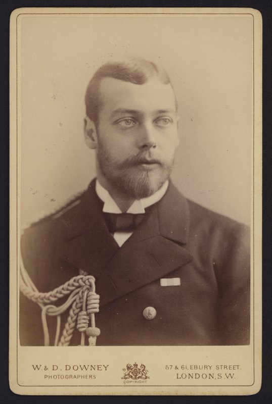 Muotokuva, George, Yorkin herttua, tuleva kuningas George V (m/v kuva) tekijältä English Photographer