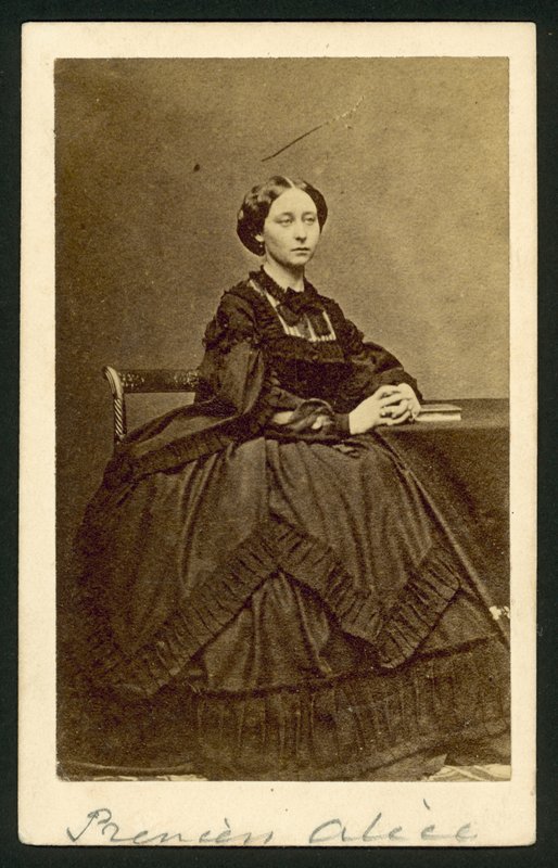Prinsessa Alice tekijältä English Photographer