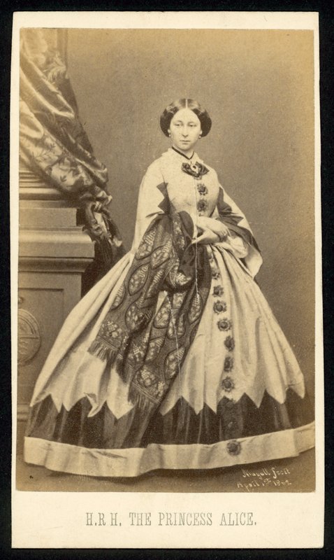 Prinsessa Alice tekijältä English Photographer