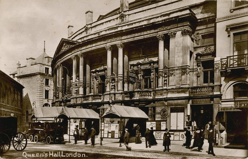 Queens Hall, Langham Place, Lontoo toukokuussa 1902 tekijältä English Photographer