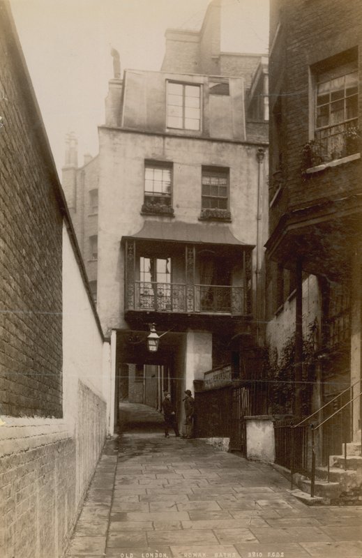 Roman Spring Baths Strand Lane tekijältä English Photographer