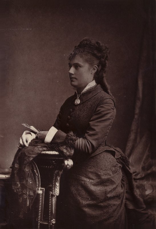Rose Coghlan tekijältä English Photographer