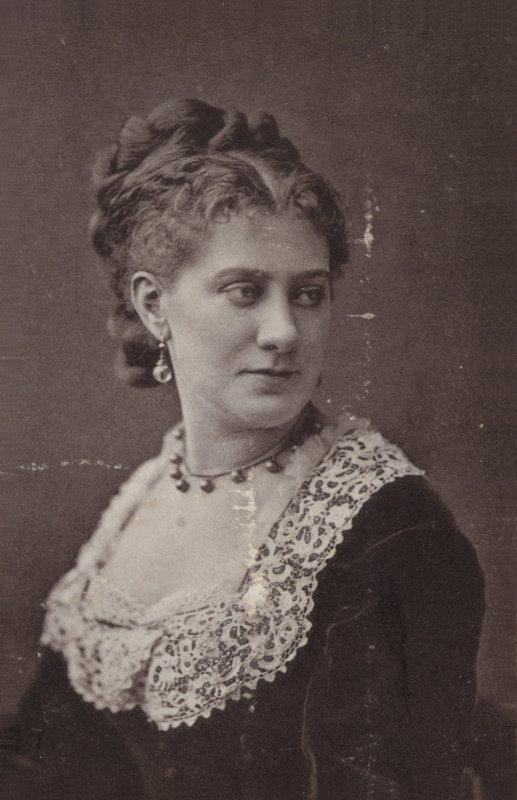 Rose Leclerq tekijältä English Photographer