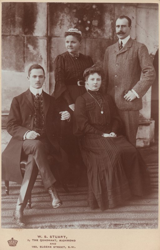 Kuninkaallinen ryhmä Victorian, prinsessa Royalin kanssa tekijältä English Photographer