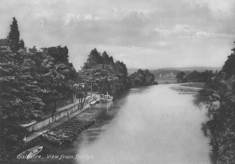 Saltaire, Näkymä sillalta (m/w kuva) tekijältä English Photographer