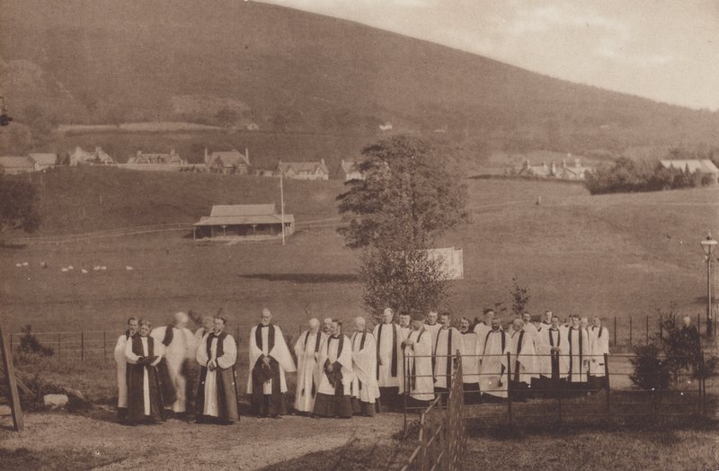Sedbergh: Piispojen ja papiston kulkue tekijältä English Photographer