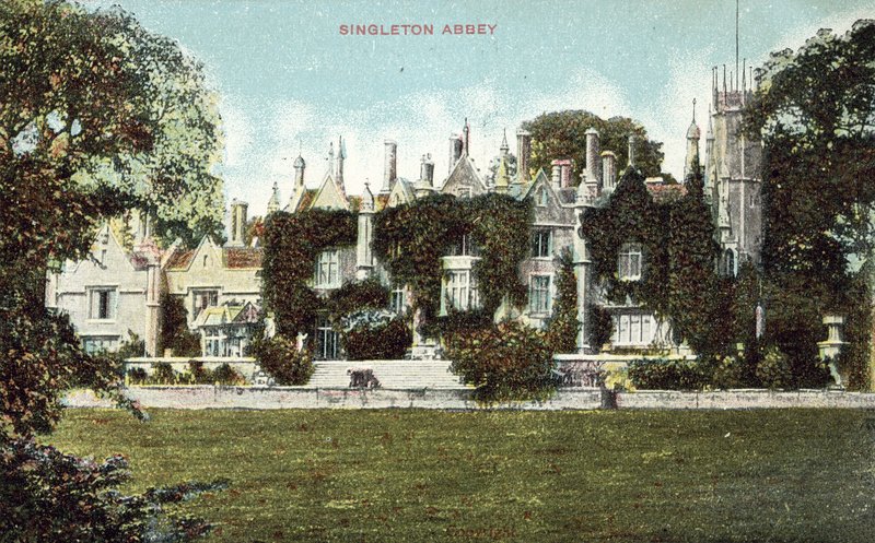 Singleton Abbey (värikuva) tekijältä English Photographer