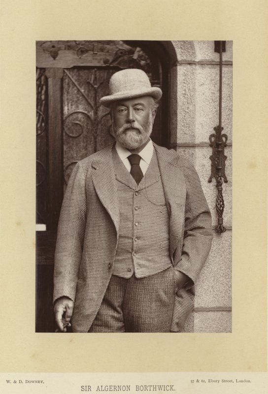 Sir Algernon Borthwick tekijältä English Photographer