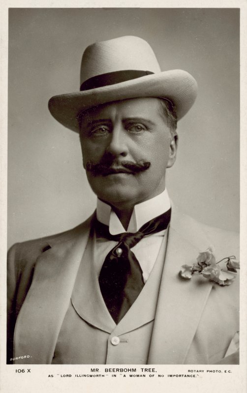Sir Herbert Beerbohm Tree, englantilainen näyttelijä (s/w-kuva) tekijältä English Photographer