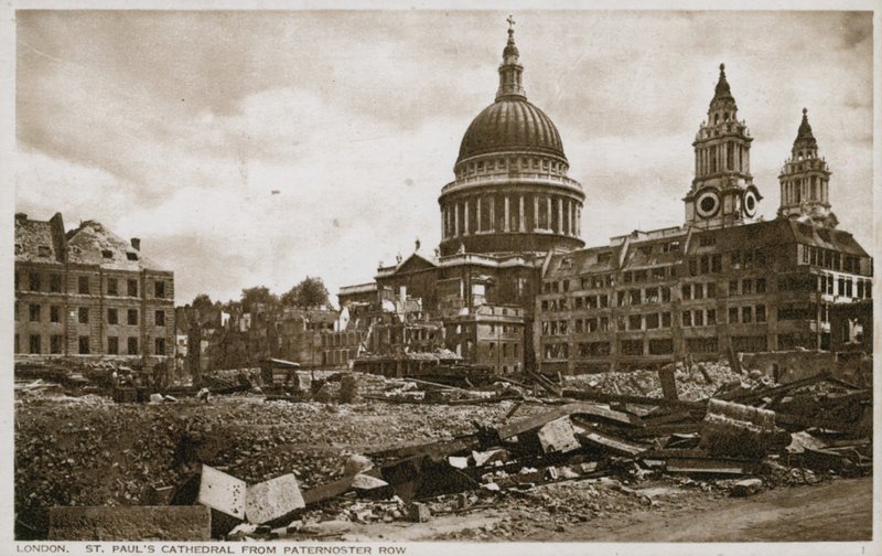 St Paulin katedraali, Lontoo, Paternoster Row