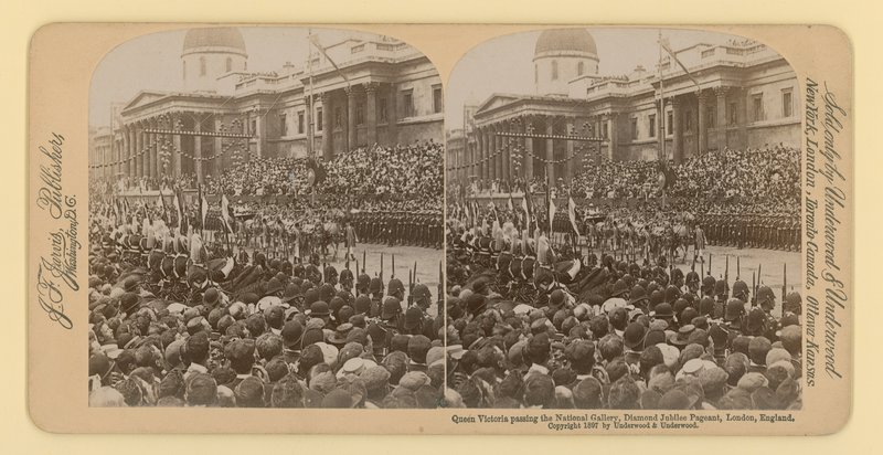 Stereografinen printti Queen Victorias Diamond Jubileesta tekijältä English Photographer