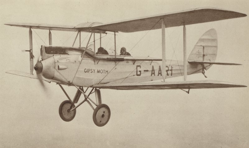 De Havilland "Moth" (s/w-valokuva) tekijältä English Photographer