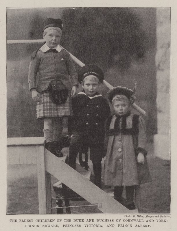 Cornwallin ja Yorkin herttuan ja herttuattaren, prinssi Edwardin, prinsessa Victorian ja prinssi Albertin vanhimmat lapset tekijältä English Photographer
