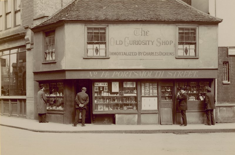 Old Curiosity Shop, 14 Portsmouth Street, Lincolns Inn Fields, Lontoo tekijältä English Photographer