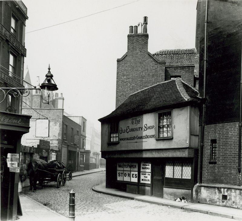 Old Curiosity Shop, Portsmouth Street, Lincolns Inn Fields, Lontoo tekijältä English Photographer
