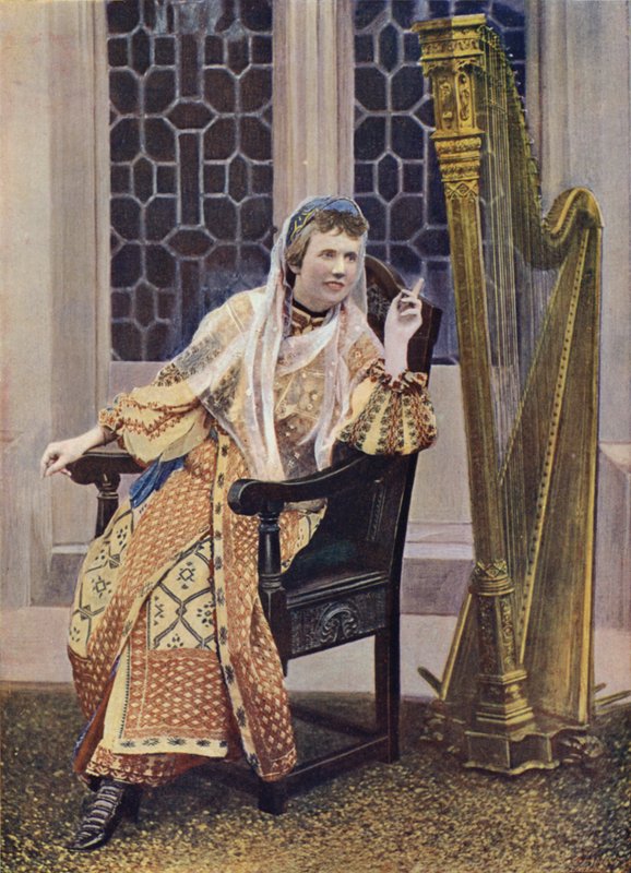 Romanian kuningatar (värikuva) tekijältä English Photographer