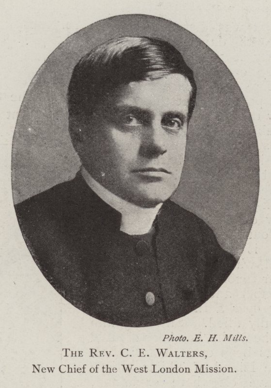 Pastori C E Walters, Länsi-Lontoon lähetystön uusi päällikkö tekijältä English Photographer