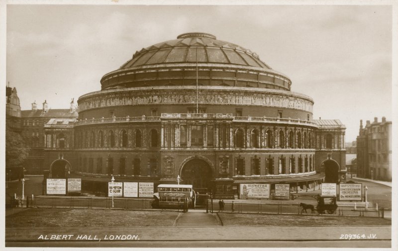 Royal Albert Hall, Lontoo tekijältä English Photographer