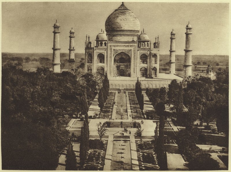 Taj-Mahal Agrassa (syväpaino) tekijältä English Photographer