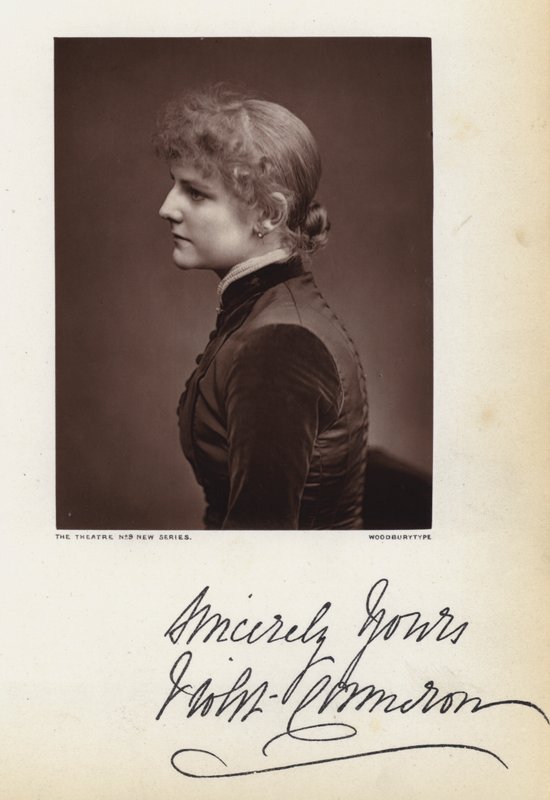 Violet Cameron tekijältä English Photographer