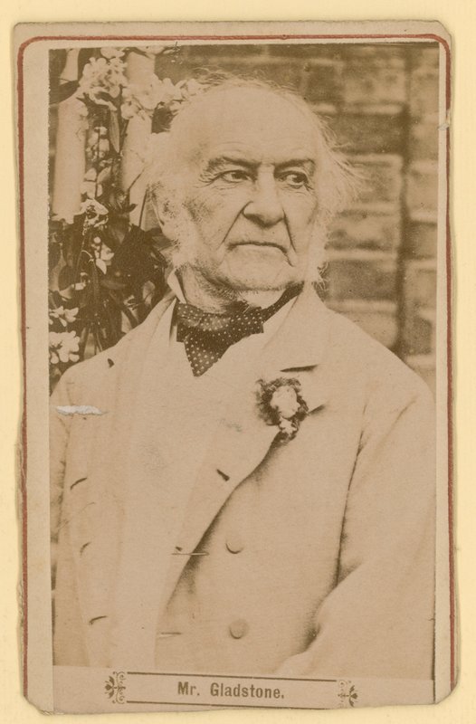 William Ewart Gladstone tekijältä English Photographer