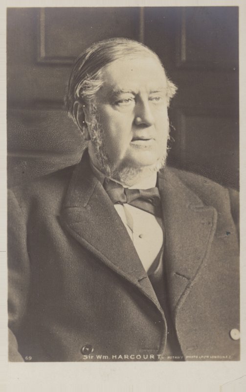 William Vernon Harcourt tekijältä English Photographer