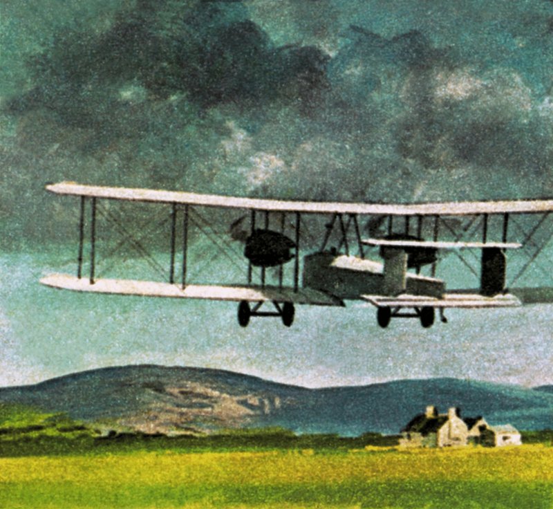 John William Alcock ja Arthur Whitten Brown, jotka lensivät Atlantin yli tekijältä English School