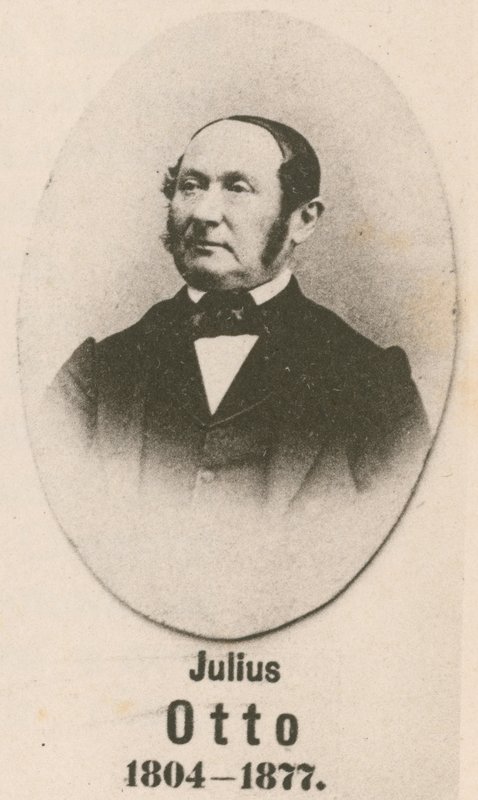 Julius Otto (syväpaino) tekijältä English School