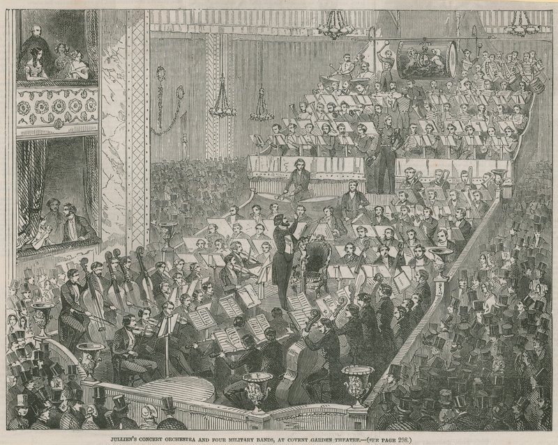 Julliensin konserttiorkesteri ja neljä sotilasbändiä Covent Garden Theatressa tekijältä English School