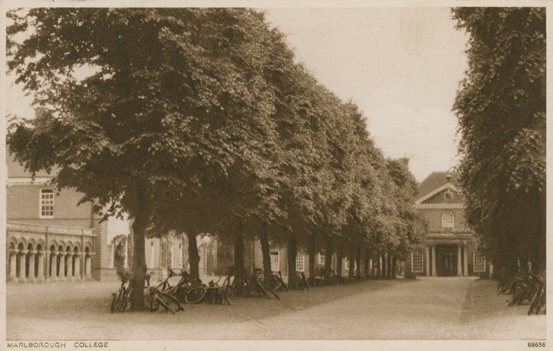 Marlborough College, Wiltshire tekijältä English School