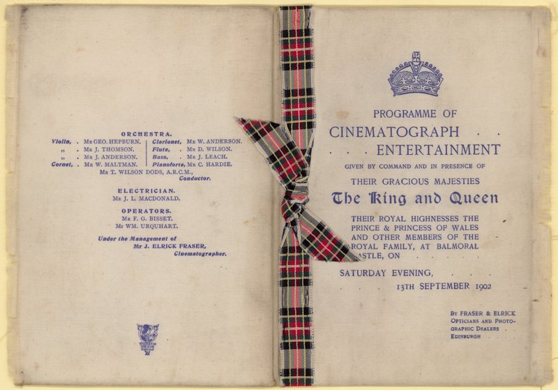 Ohjelma Cinematograph Entertainment kuninkaan ja kuningattaren läsnäollessa tekijältä English School