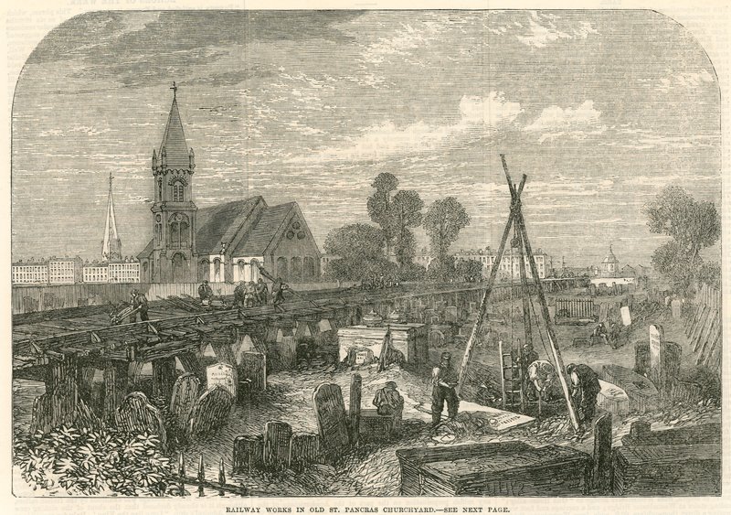 Rautatie toimii Old St Pancras Churchyardissa Lontoossa tekijältä English School