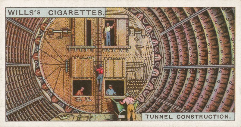 Tunnelin rakentaminen tekijältä English School