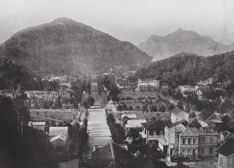 Brasilia: Petropolis, Brasilian Simla (s/w valokuva). tekijältä European Photographer