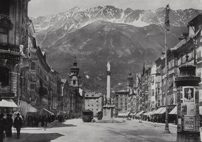 Die Theresienstrasse Innsbruckissa (m/w kuva) tekijältä European Photographer