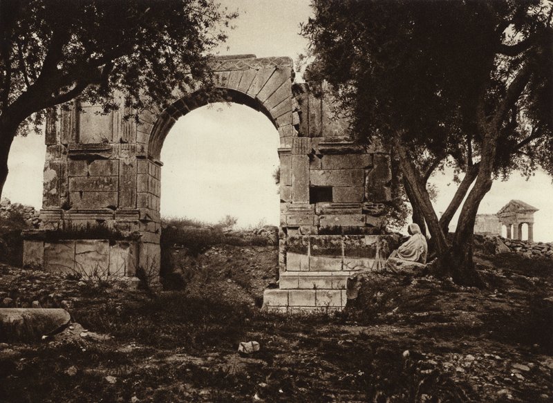 Dougga, Alexander Severuksen riemukaari (m/v kuva) tekijältä European Photographer